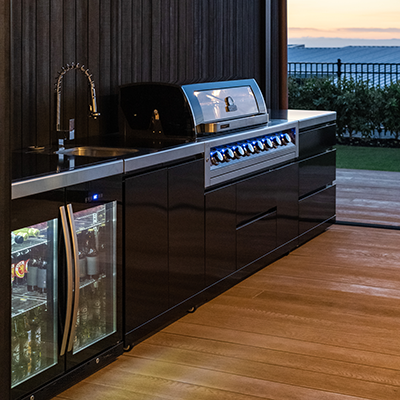 Outdoor Kitchens & Inbuilt BBQ's